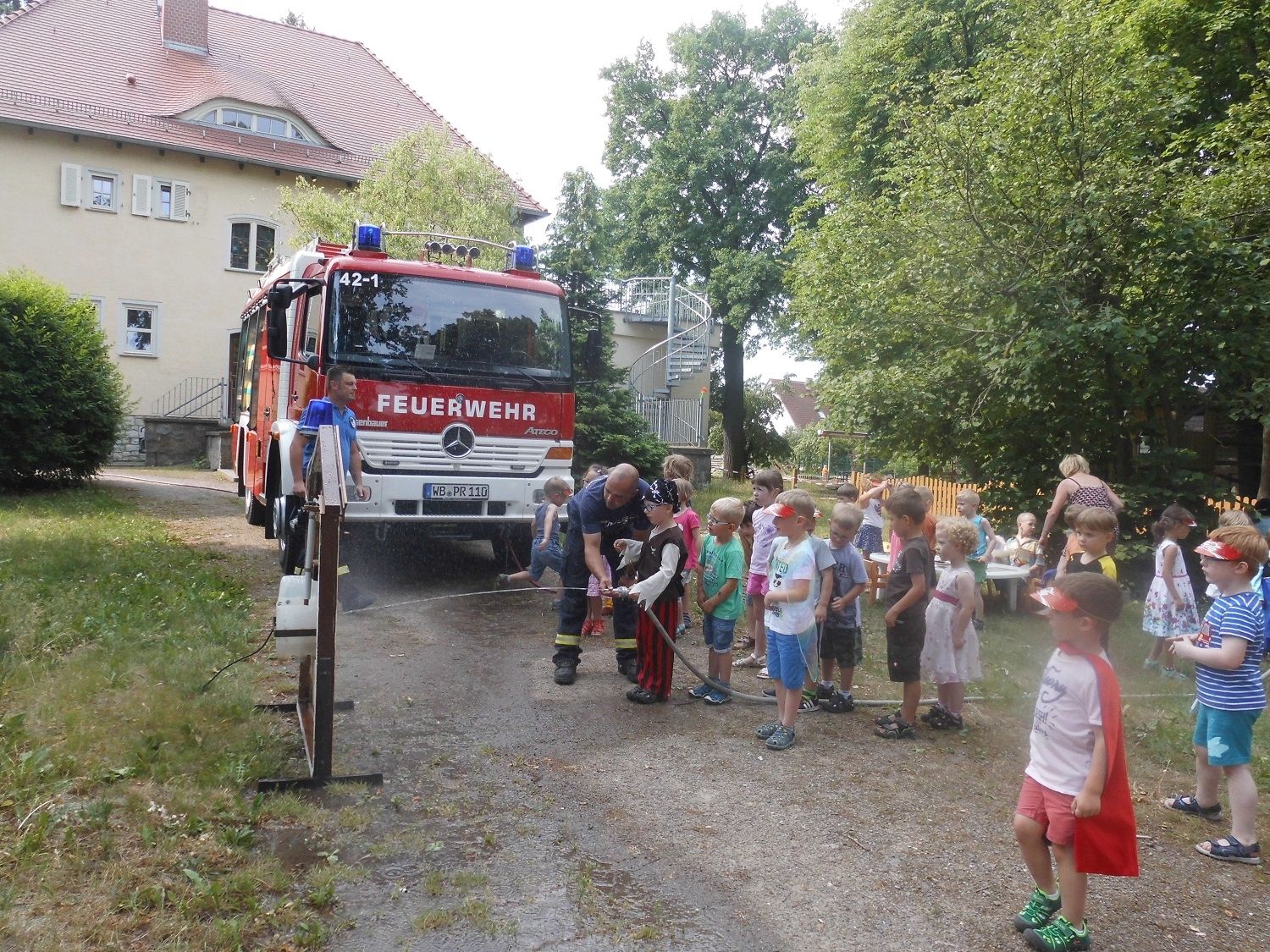 DRK - KiTa „Haus der kleinen Knirpse“ DRK - KiTa „Haus der kleinen Knirpse“